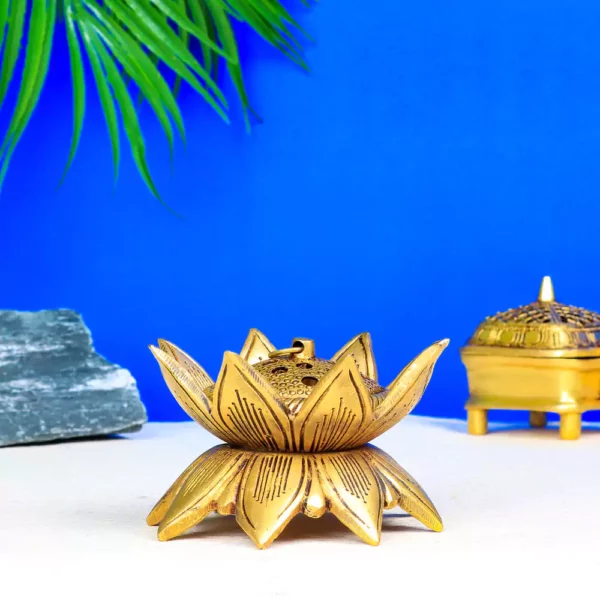 Lotus Loban Lamp With Agarbati Stand